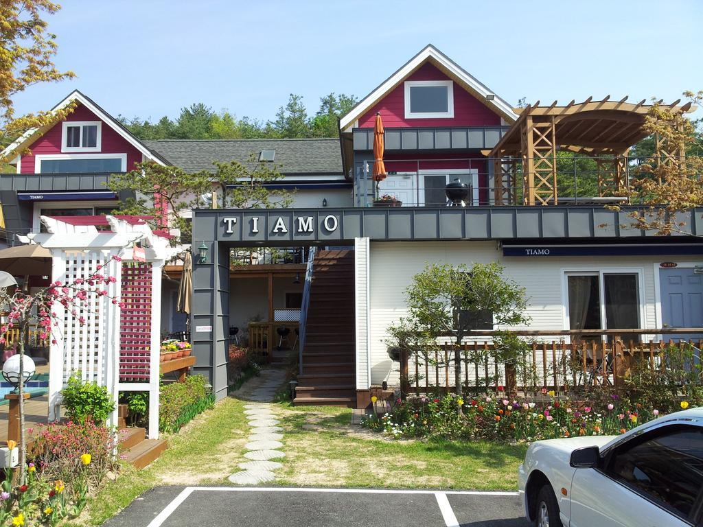 Gyeongju Tiamo Pension Bagian luar foto